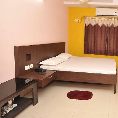 Shree Lakshmi Guest House Visakhapatnam Extérieur photo